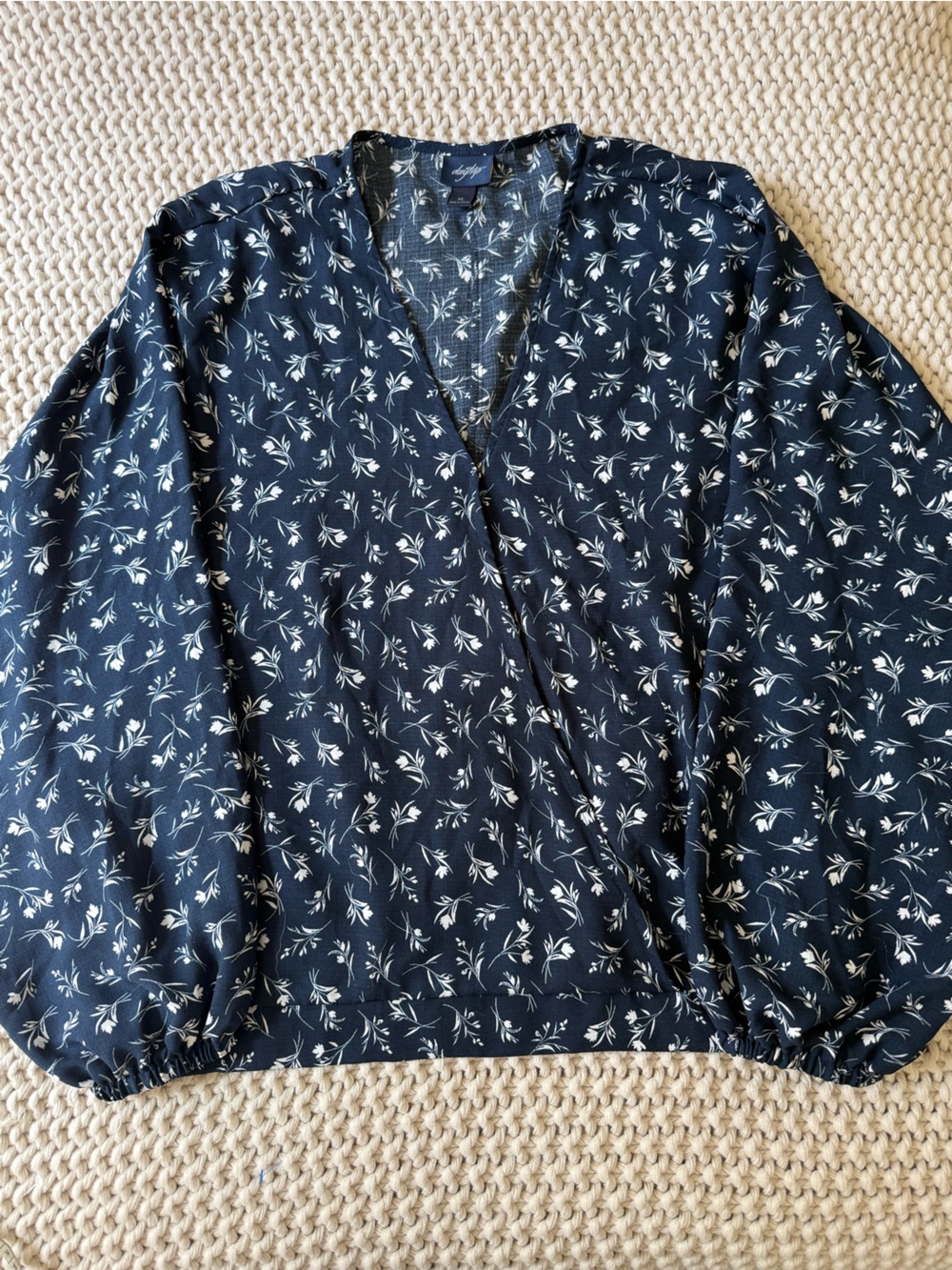 Day Trip Navy Floral Balloon Sleeve Wrap Front Blouse Size XL